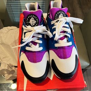 Nike Huarache men’s size 10